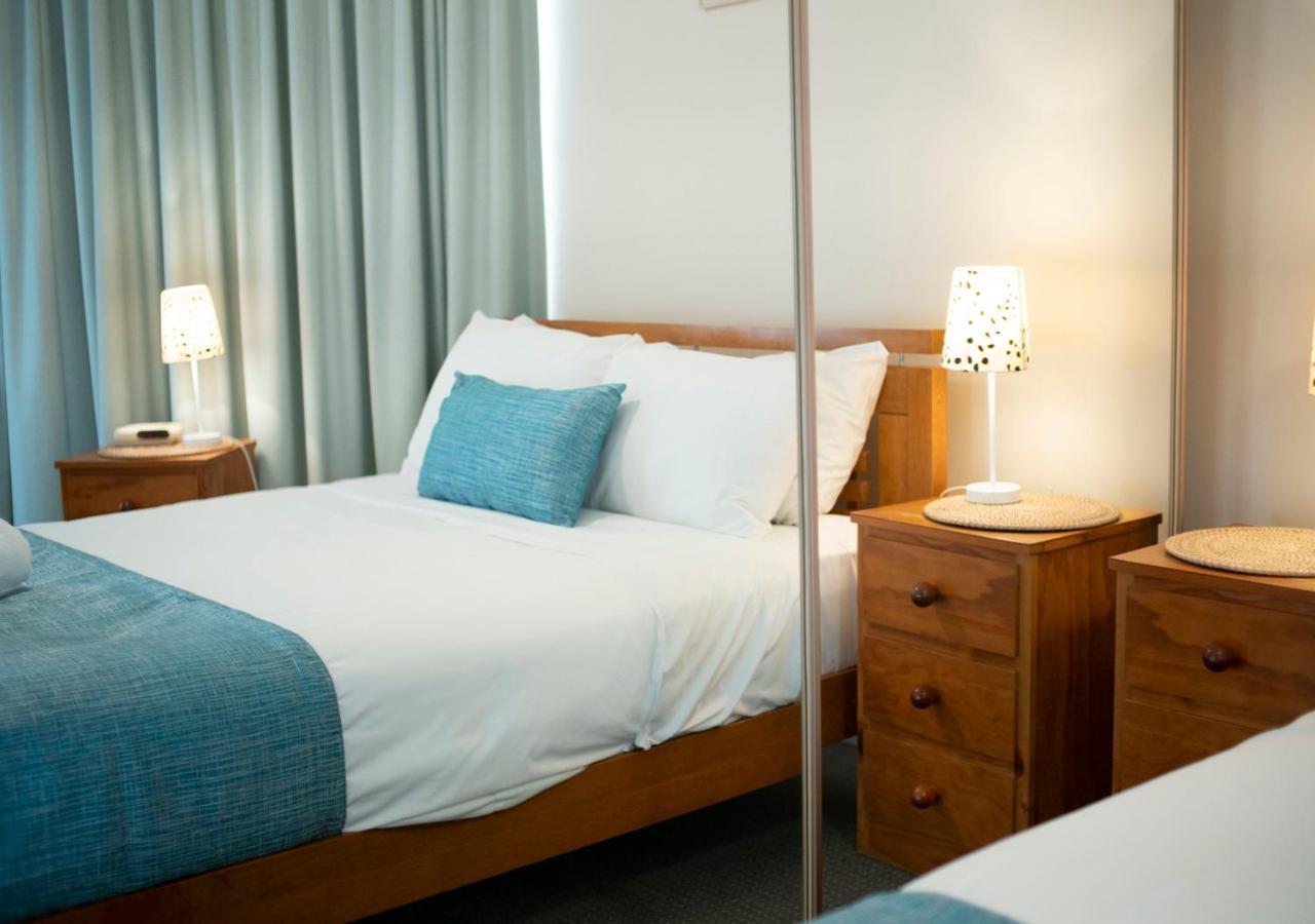 Foreshore Beachfront Apartments Gold Coast Buitenkant foto