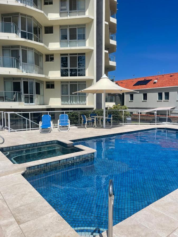 Foreshore Beachfront Apartments Gold Coast Buitenkant foto