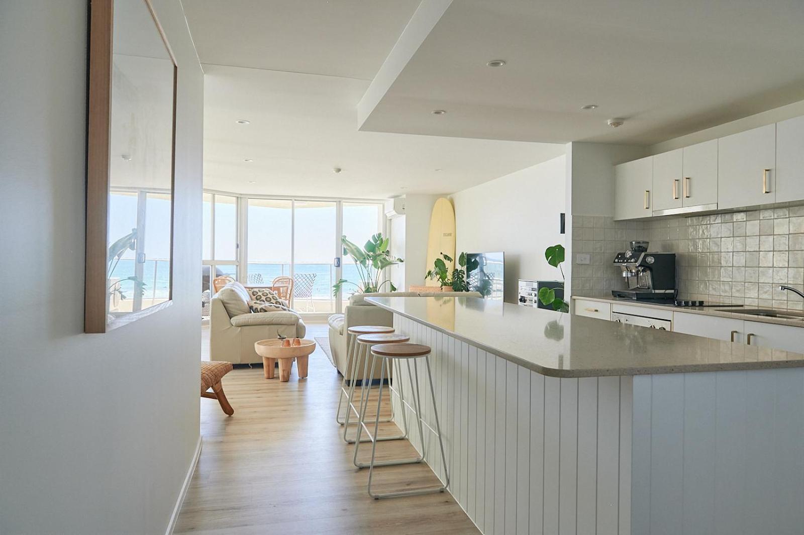 Foreshore Beachfront Apartments Gold Coast Buitenkant foto